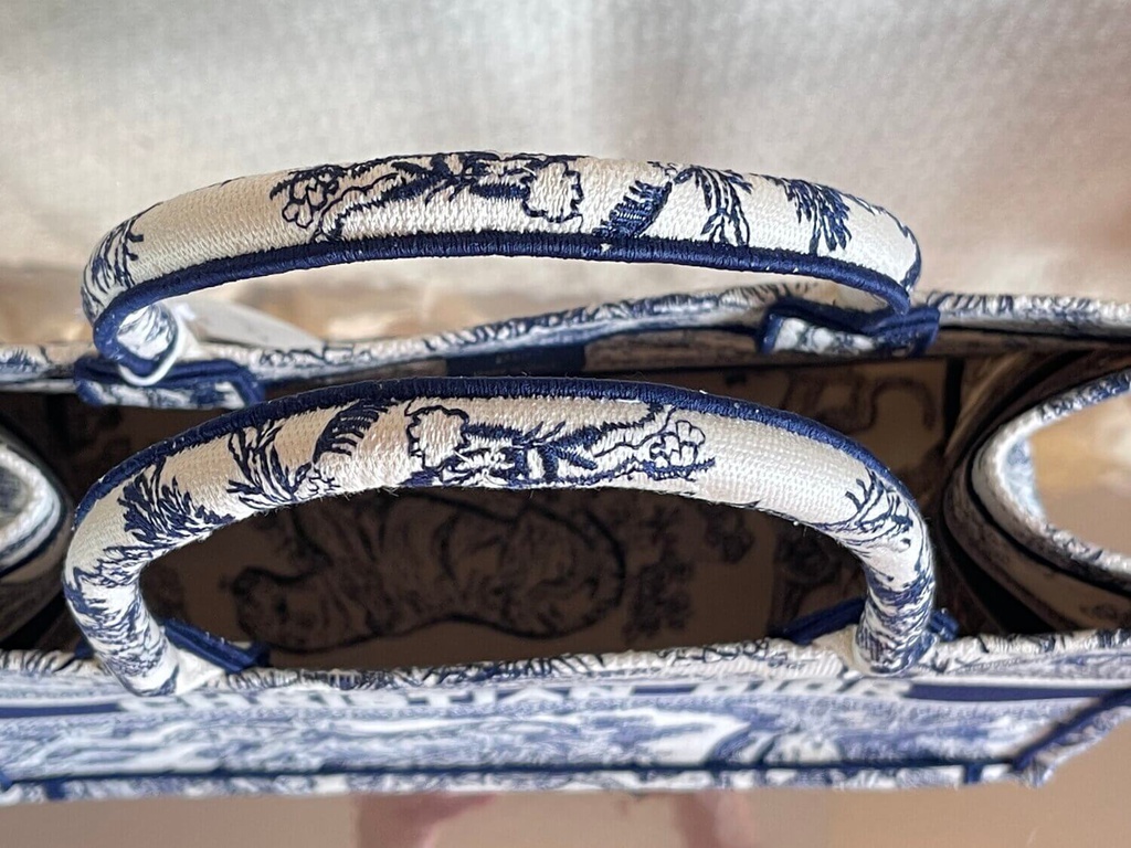 Dior book tote bag toile de jouy hotsell
